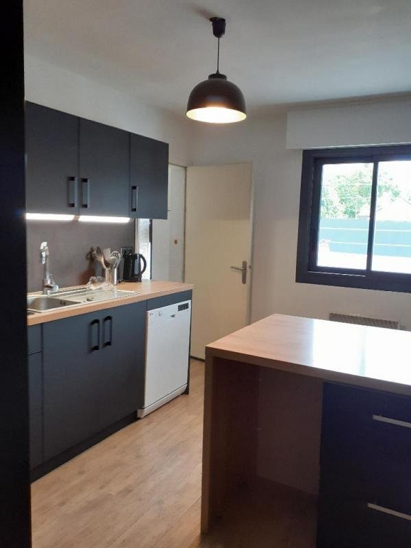 A vendre appartement meublÃ© 3 pieces